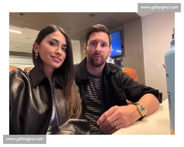 纳赛尔赛场晤梅西妻子:温情互动背后的巴黎战略 纳赛尔赛场晤梅西妻子:温情互动背后的巴黎战略