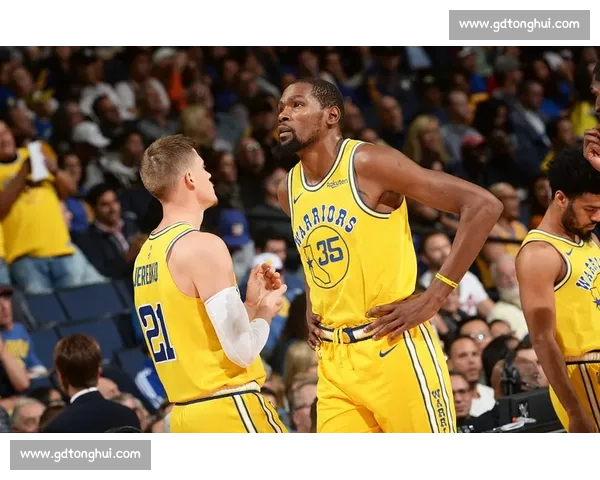 火箭对阵马刺青春碰撞重建之路关键战夜全景解析西部格局风云观察 火箭对阵马刺青春碰撞重建之路关键战夜全景解析西部格局风云观察